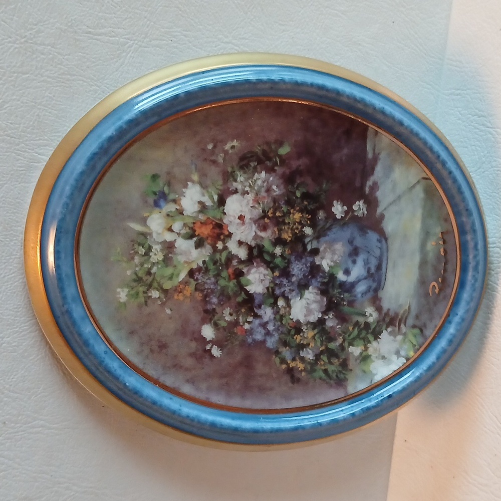 Goebel Artis Orbis Fleur de Printemps Wall Plaque